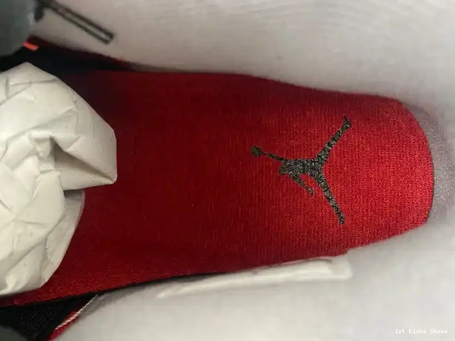 1st Kicks Bravo 4 Jordan Toro Retro 308497-603 0619